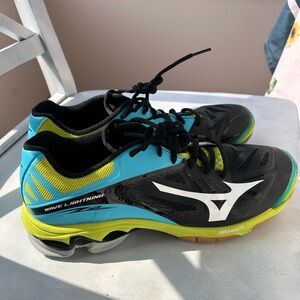 Mizuno Wave Lightning Volleyball Shoes